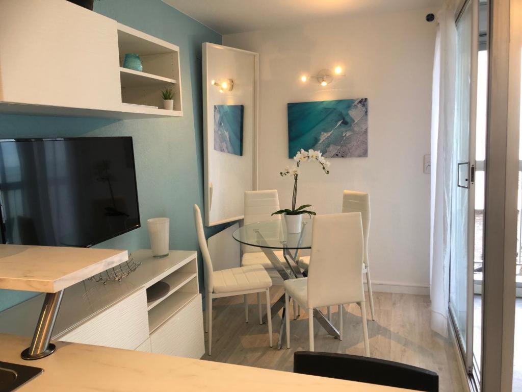 Ferienwohnung Les Pieds Dans L'Eau Agde Exterior foto